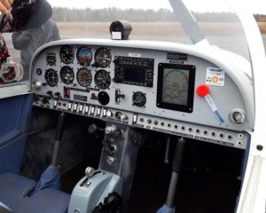 Cockpit du F-HOUF (APM30 LION)