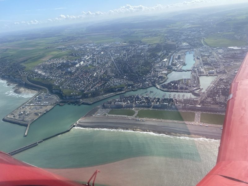 Le littoral normand depuis le cockpit