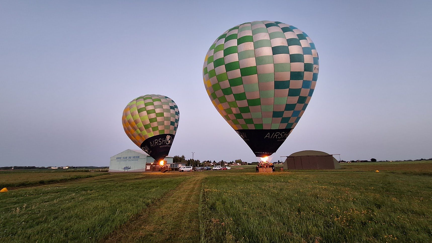 Départ de Mongolfières au petit matin